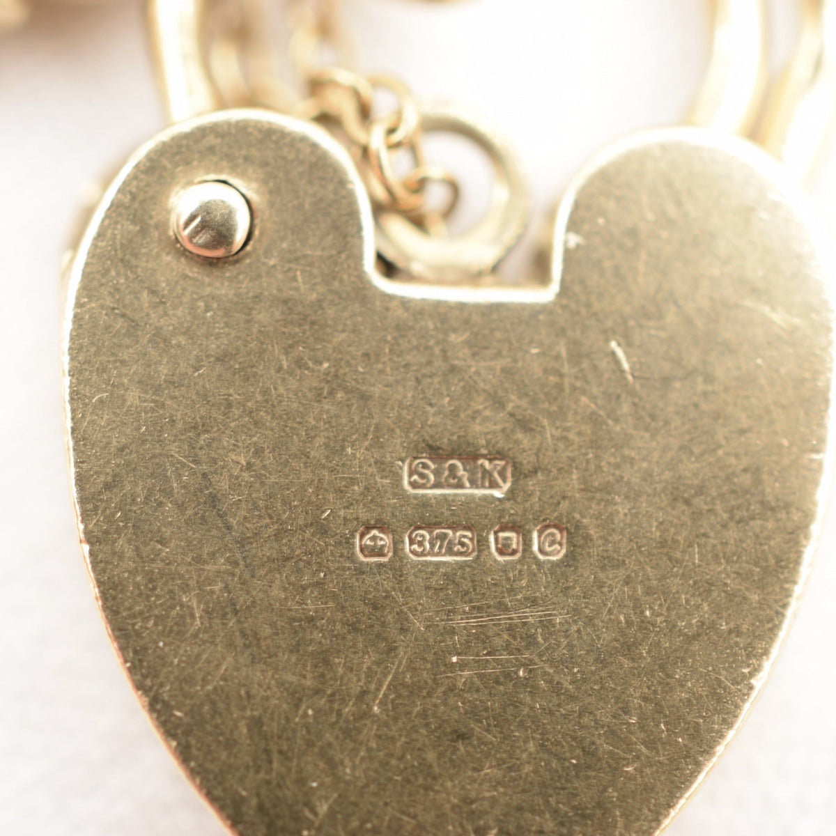 9K Solid Gold 7 Bar Wide Heavy Gate Bracelet with Heart Padlock - UK Hallmarked 1977 - 7 inch 25.3 grams