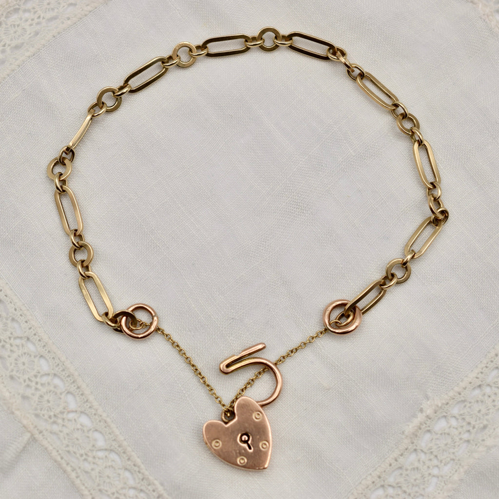 9K Gold Charm Bracelet with Heart Padlock Clasp - UK Hallmarked 1951  - 7.75 inches