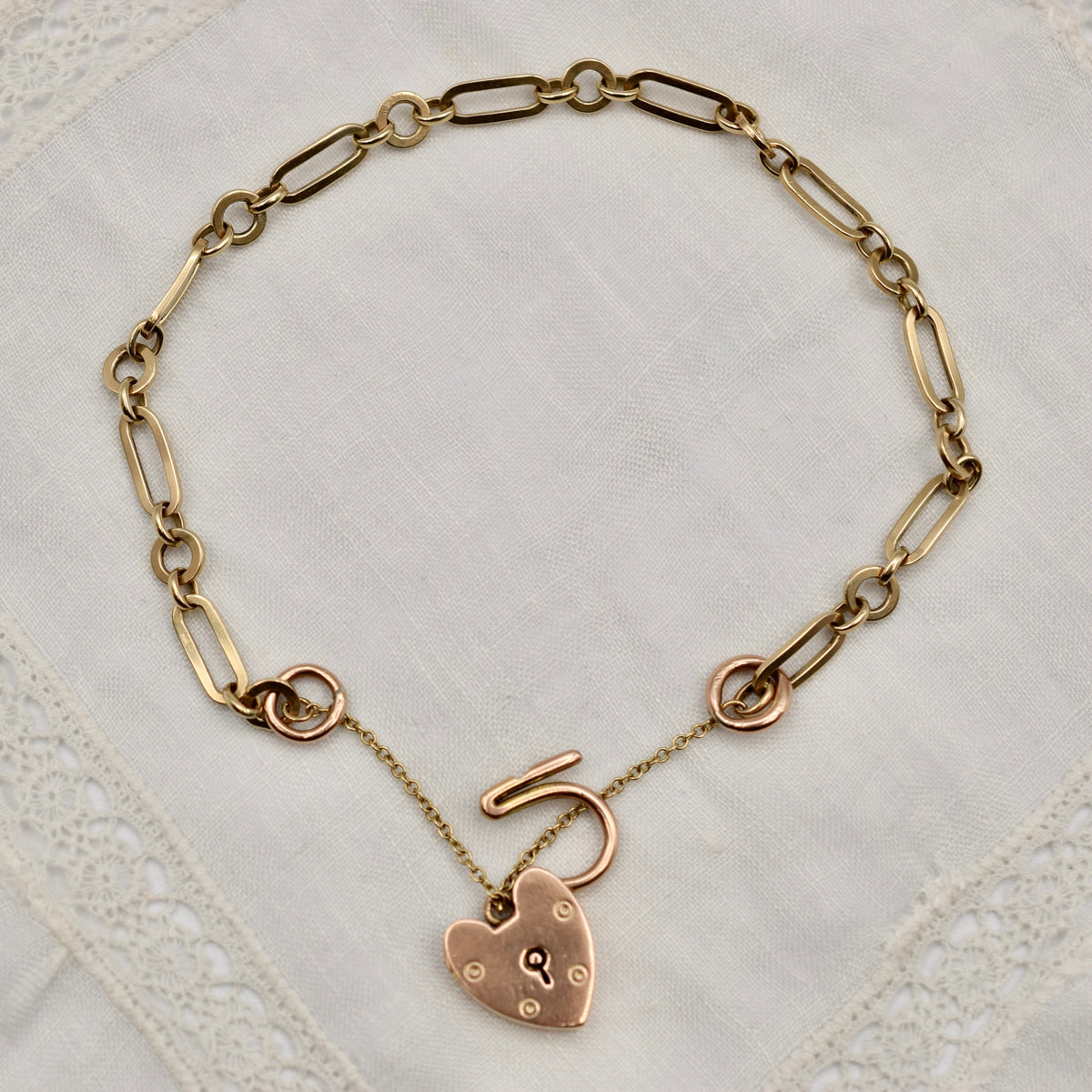 9K Gold Charm Bracelet with Heart Padlock Clasp - UK Hallmarked 1951  - 7.75 inches