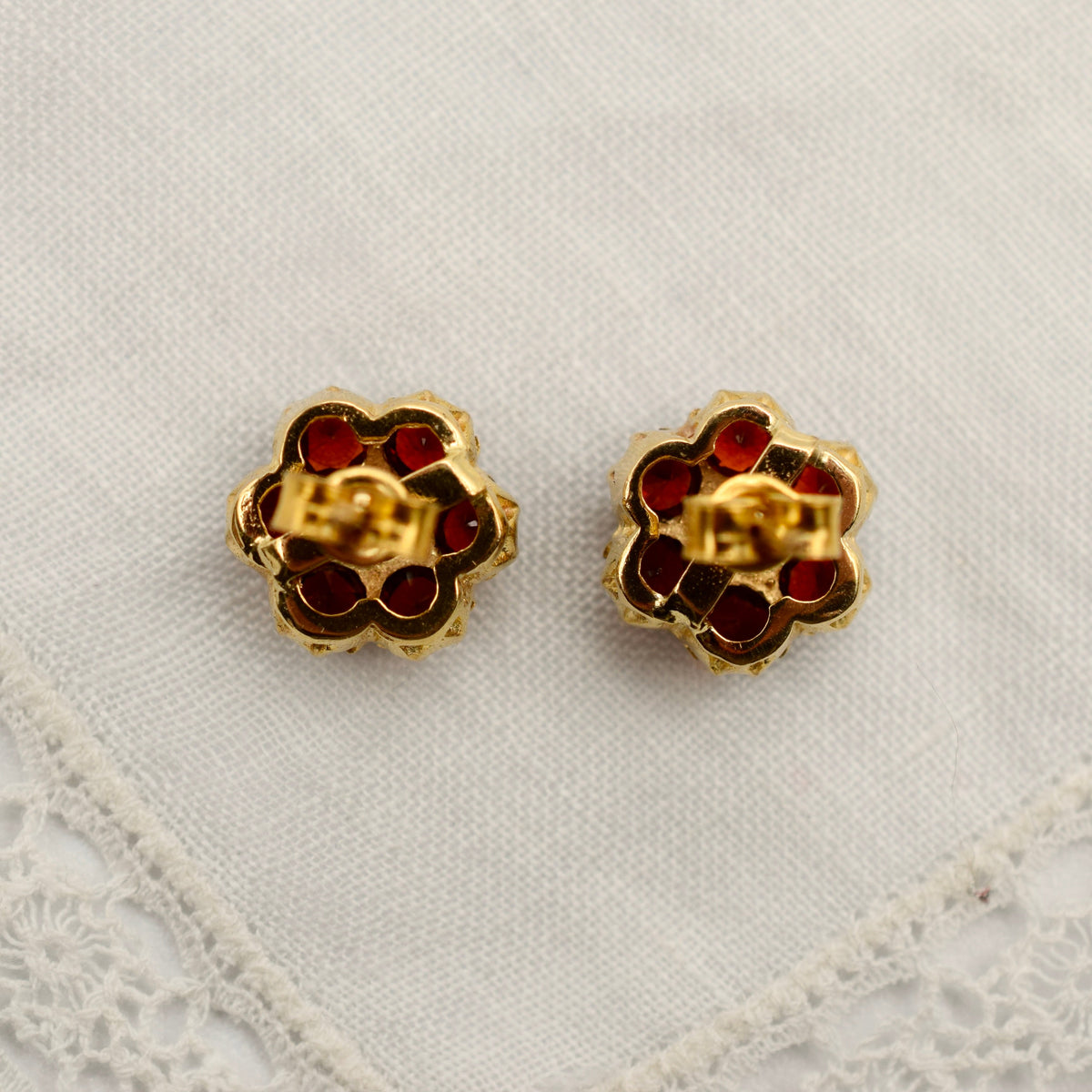 9 Karat Garnet Floral Stud Earrings - UK 1976