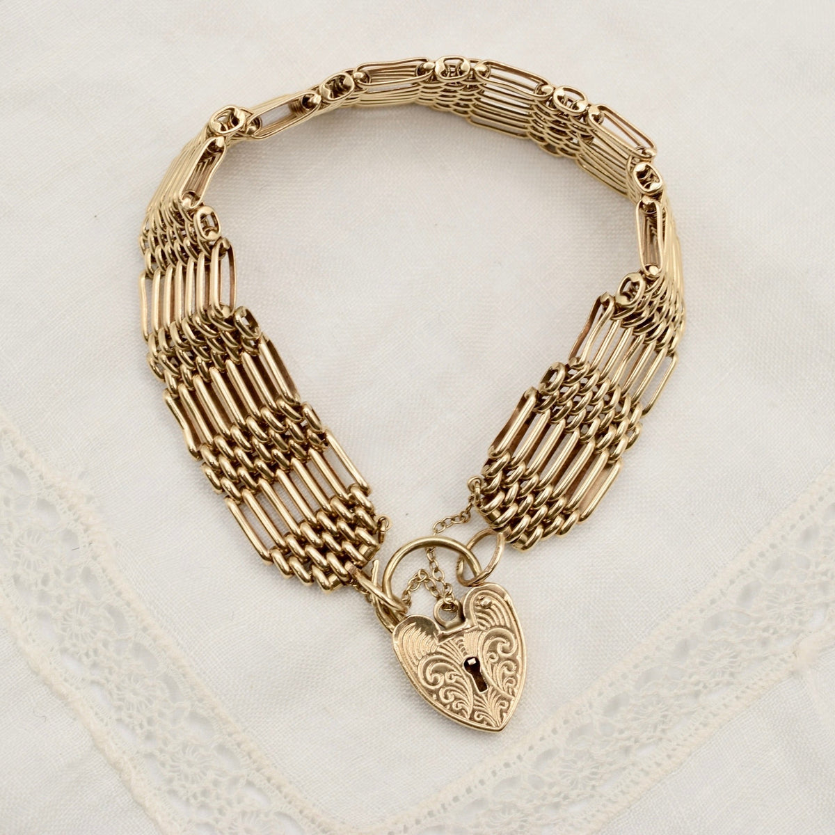 9K Solid Gold 7 Bar Wide Heavy Gate Bracelet with Heart Padlock - UK Hallmarked 1977 - 7 inch 25.3 grams