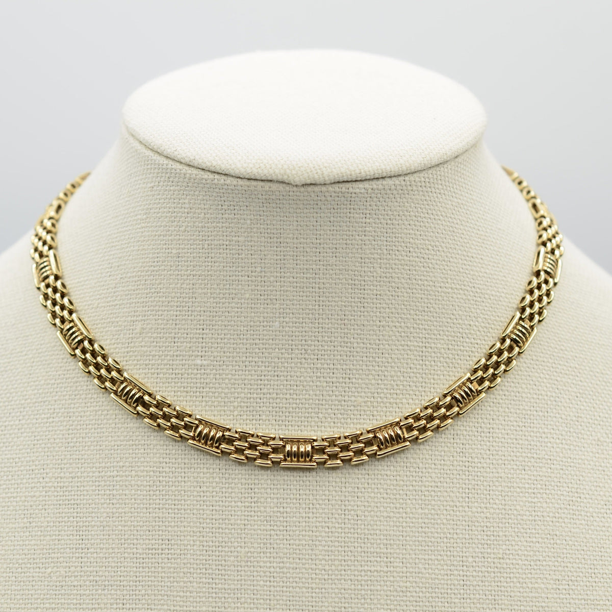 9K Yellow Gold Heavy Panther Link Choker Necklace - 16 inch