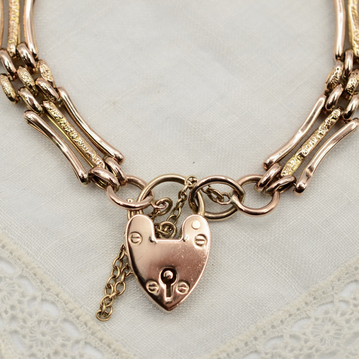 9K Rose Gold 3 Bar Textured Gate Bracelet with Heart Padlock - 7.2 inch