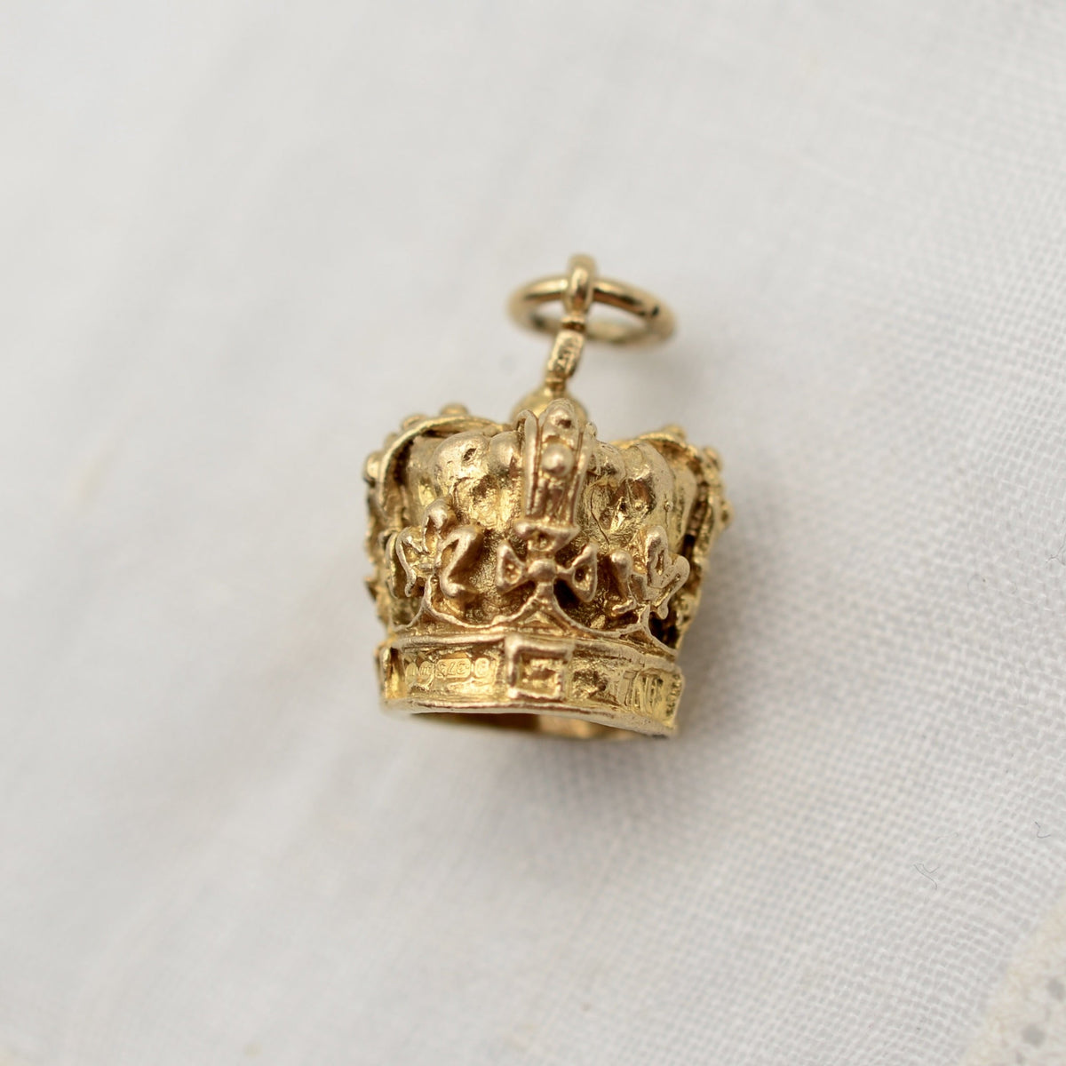9K Gold Crown Charm - 1967 London Hallmark