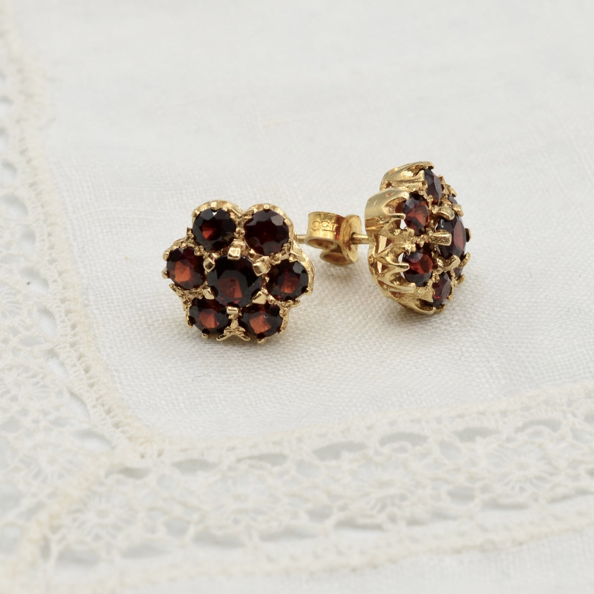 9 Karat Garnet Floral Stud Earrings - UK 1976