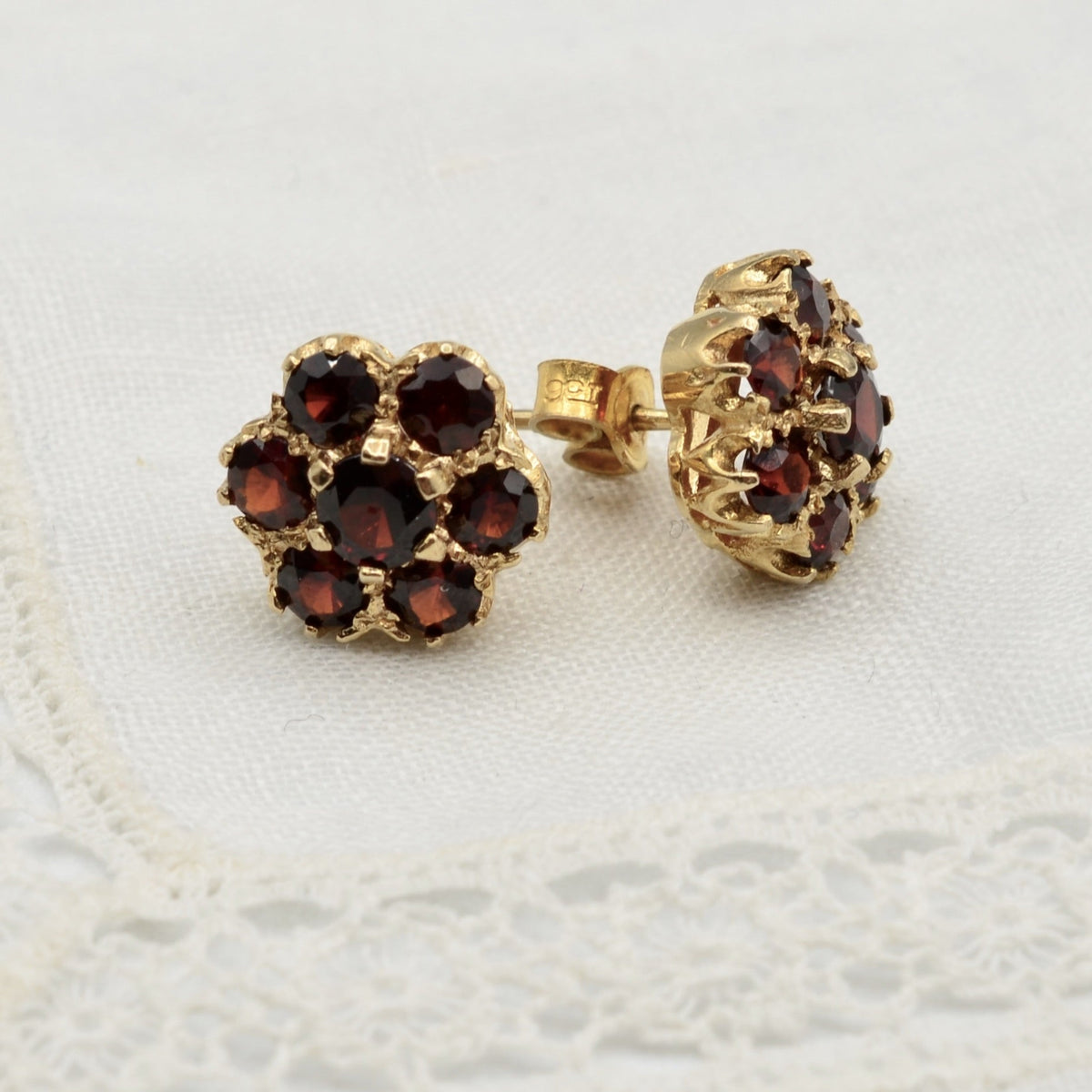 9 Karat Garnet Floral Stud Earrings - UK 1976