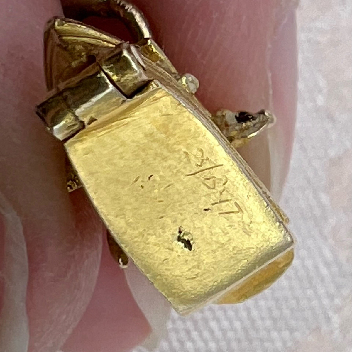 9K Solid Gold Noah's Ark Opening Charm or Pendant - Hallmarked 1955 London
