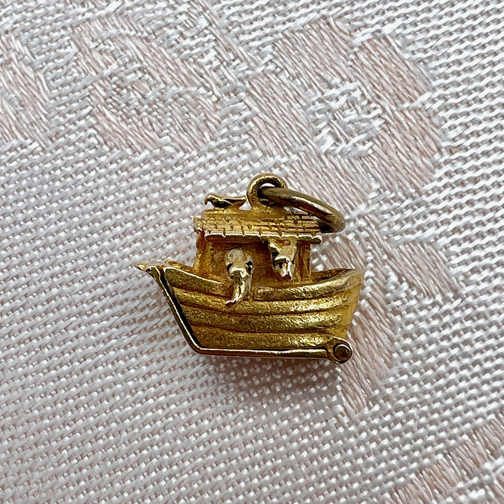 9K Solid Gold Noah's Ark Opening Charm or Pendant - Hallmarked 1955 London