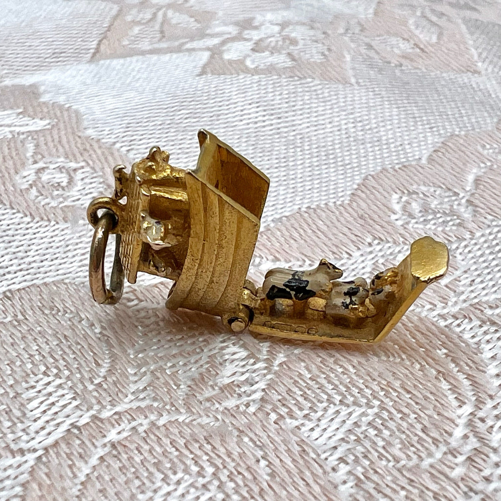 9K Solid Gold Noah's Ark Opening Charm or Pendant - Hallmarked 1955 London