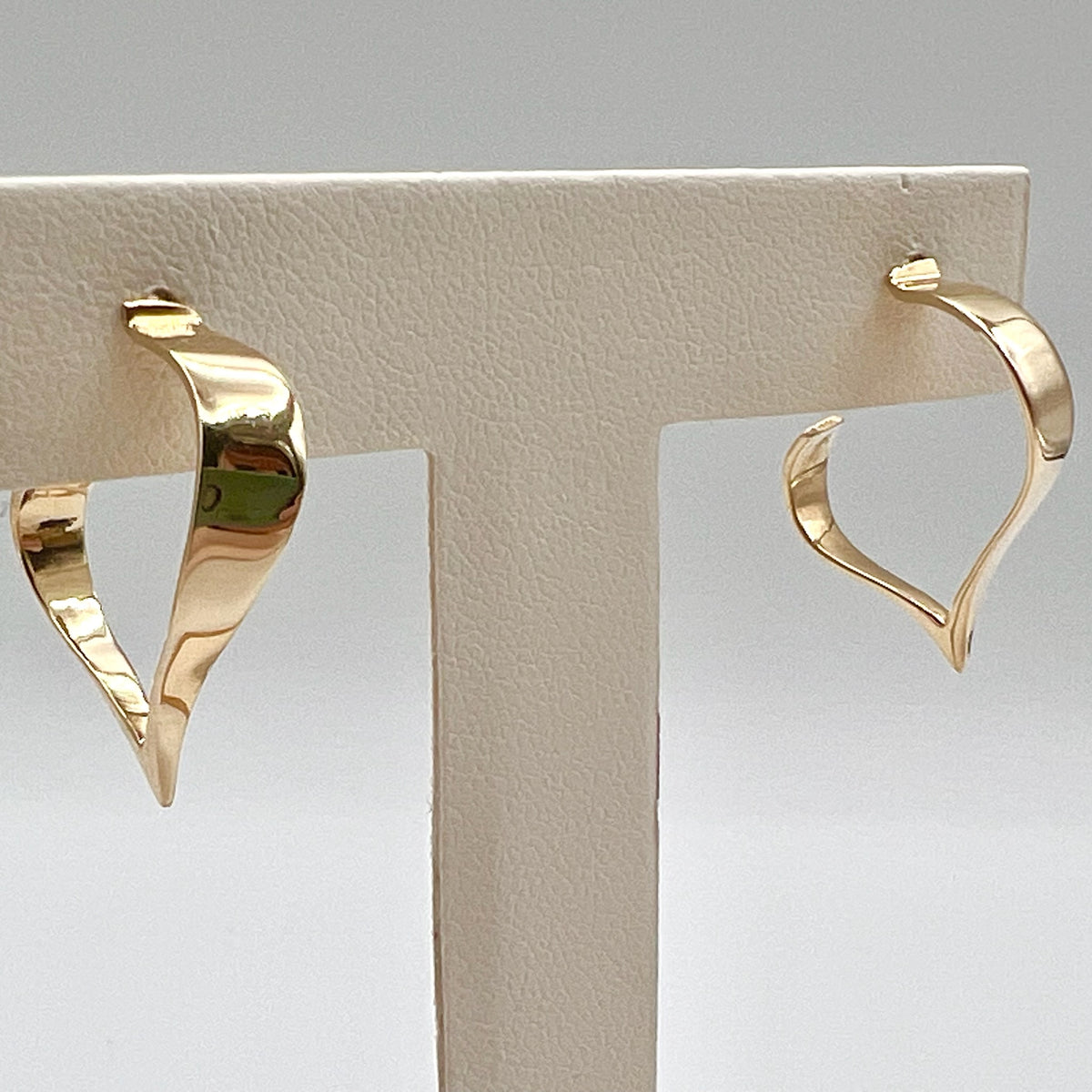 14k Solid Gold Abstract Heart Stud Hoop Earrings