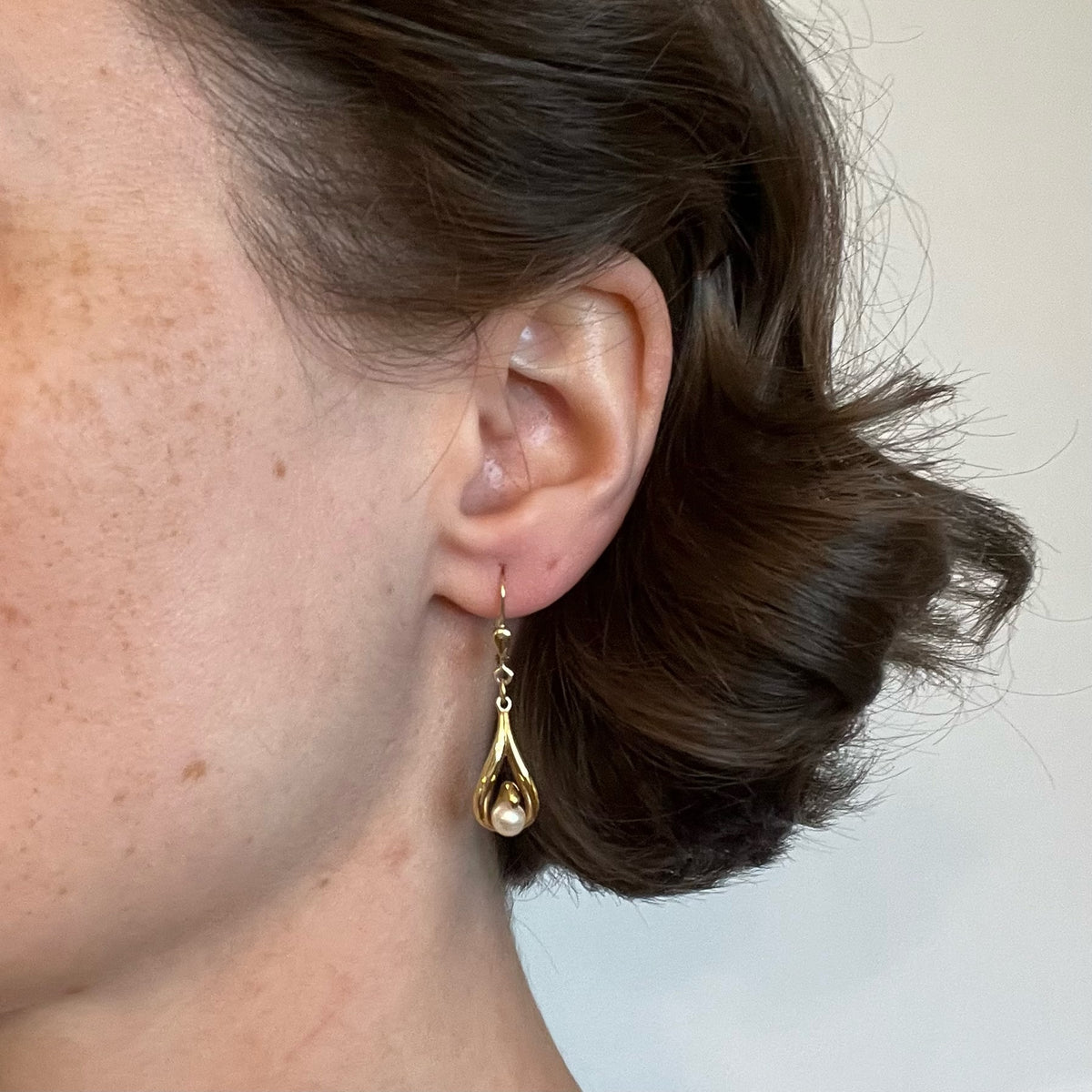 9K Gold Drop Pearl Earrings