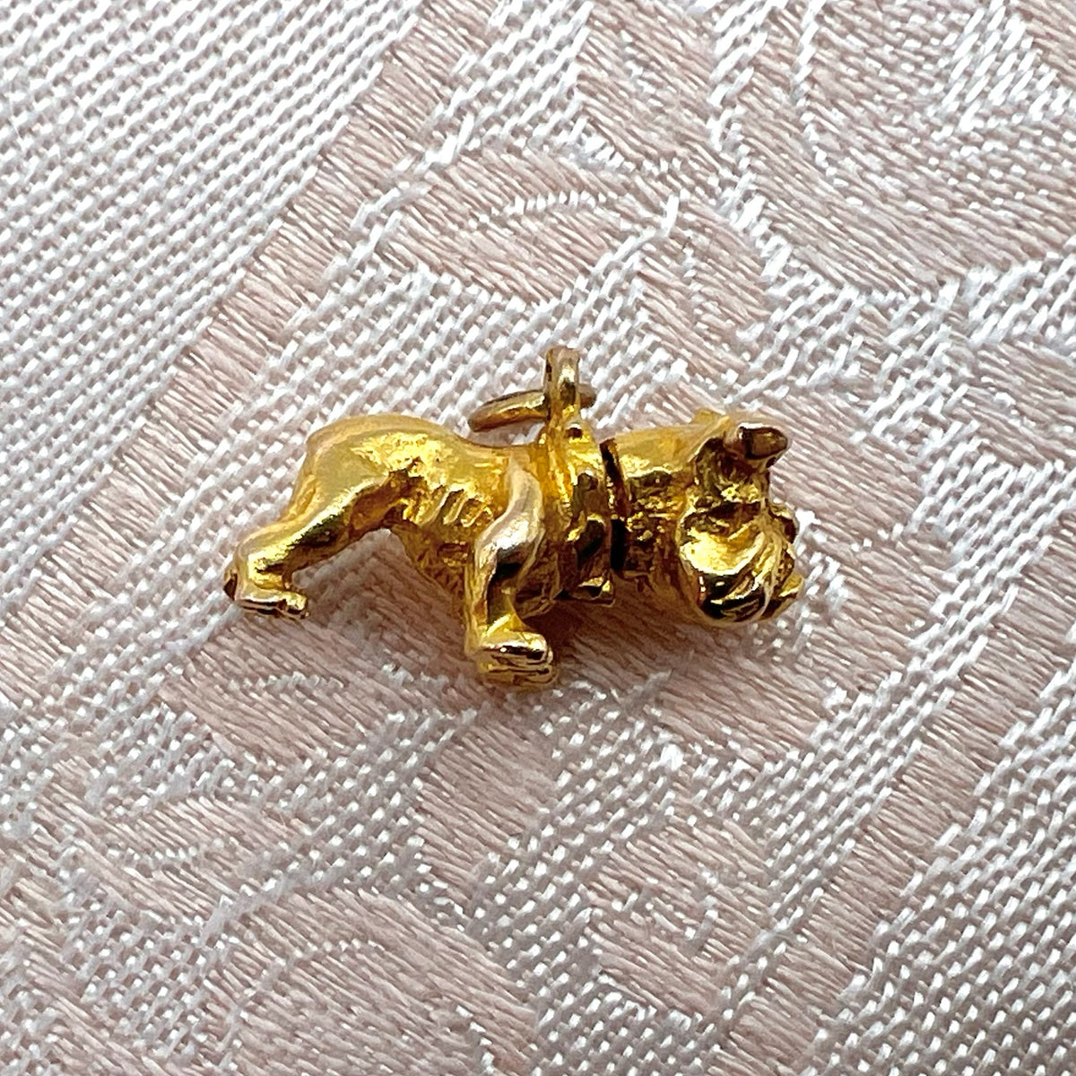 9K Gold Bulldog Bobble Head Charm - 1954 UK