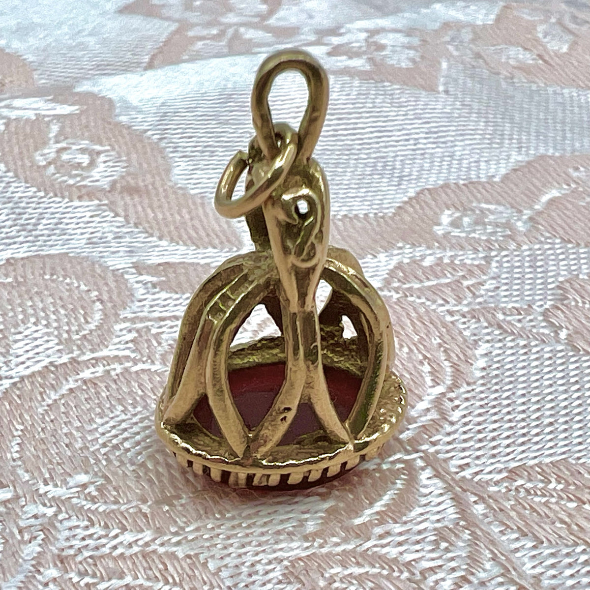 9K Solid Gold Carnelian Seal Fob Charm - 1977 London Hallmarks
