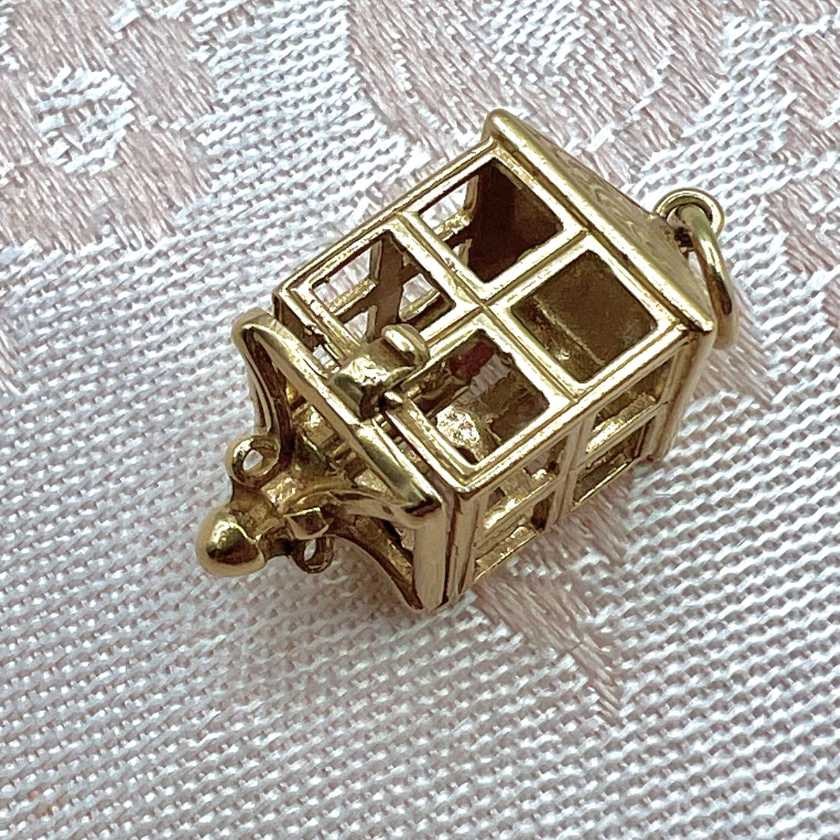 9K Solid Gold Opening Lantern Charm for Bracelet or Pendant Necklace - UK 1965