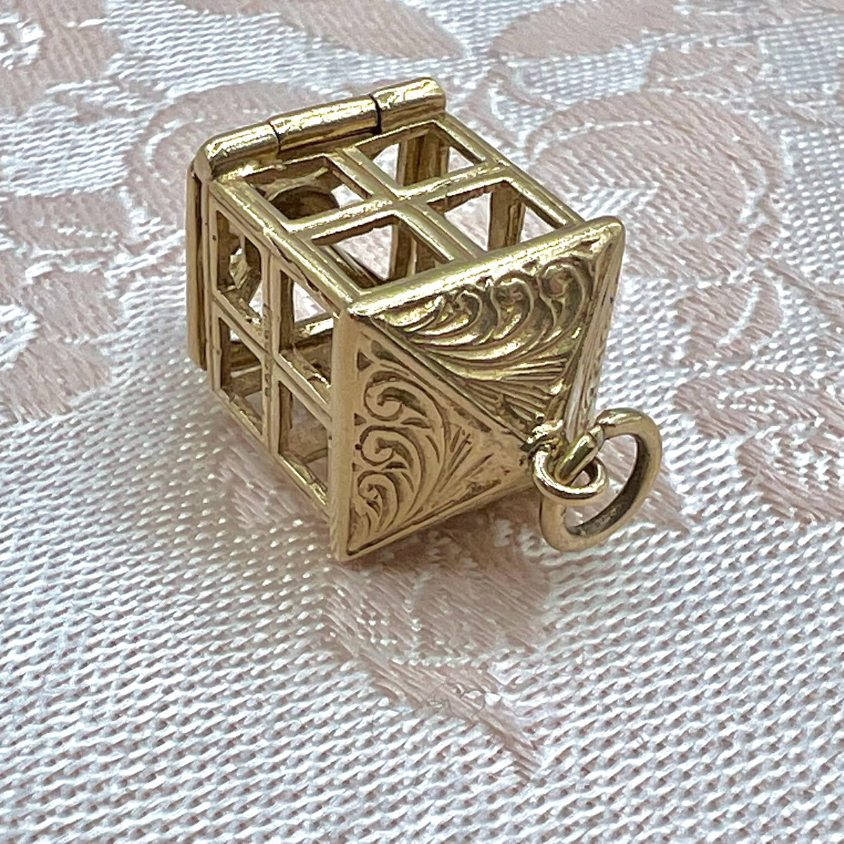 9K Solid Gold Opening Lantern Charm for Bracelet or Pendant Necklace - UK 1965
