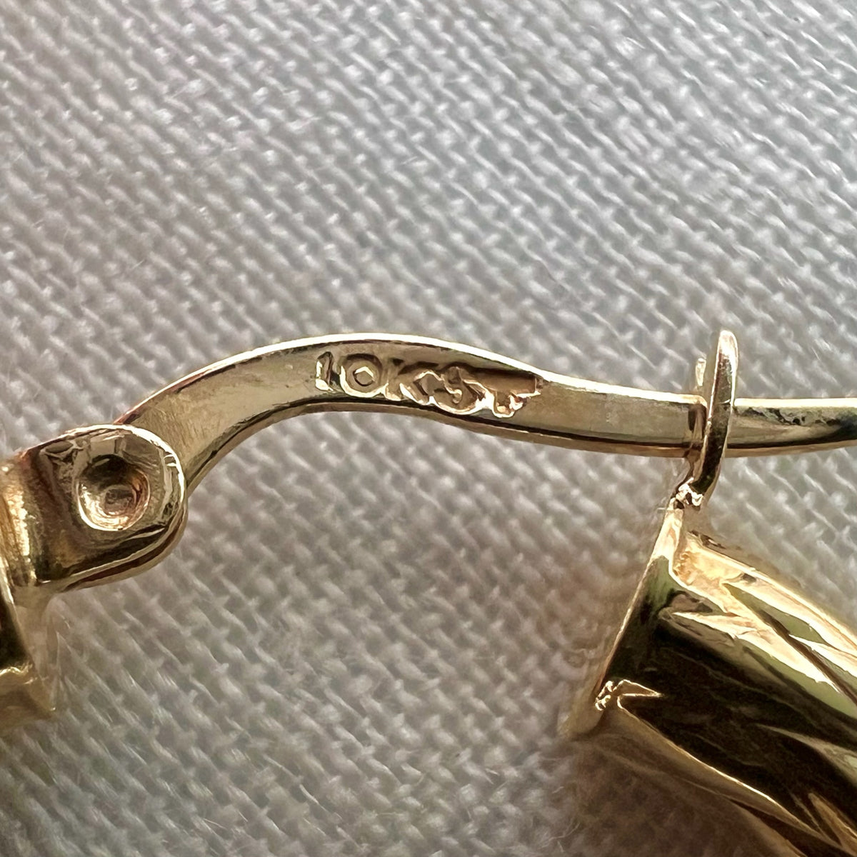 Solid 10K Gold Large Thick Latch Back Hoop Earrings
