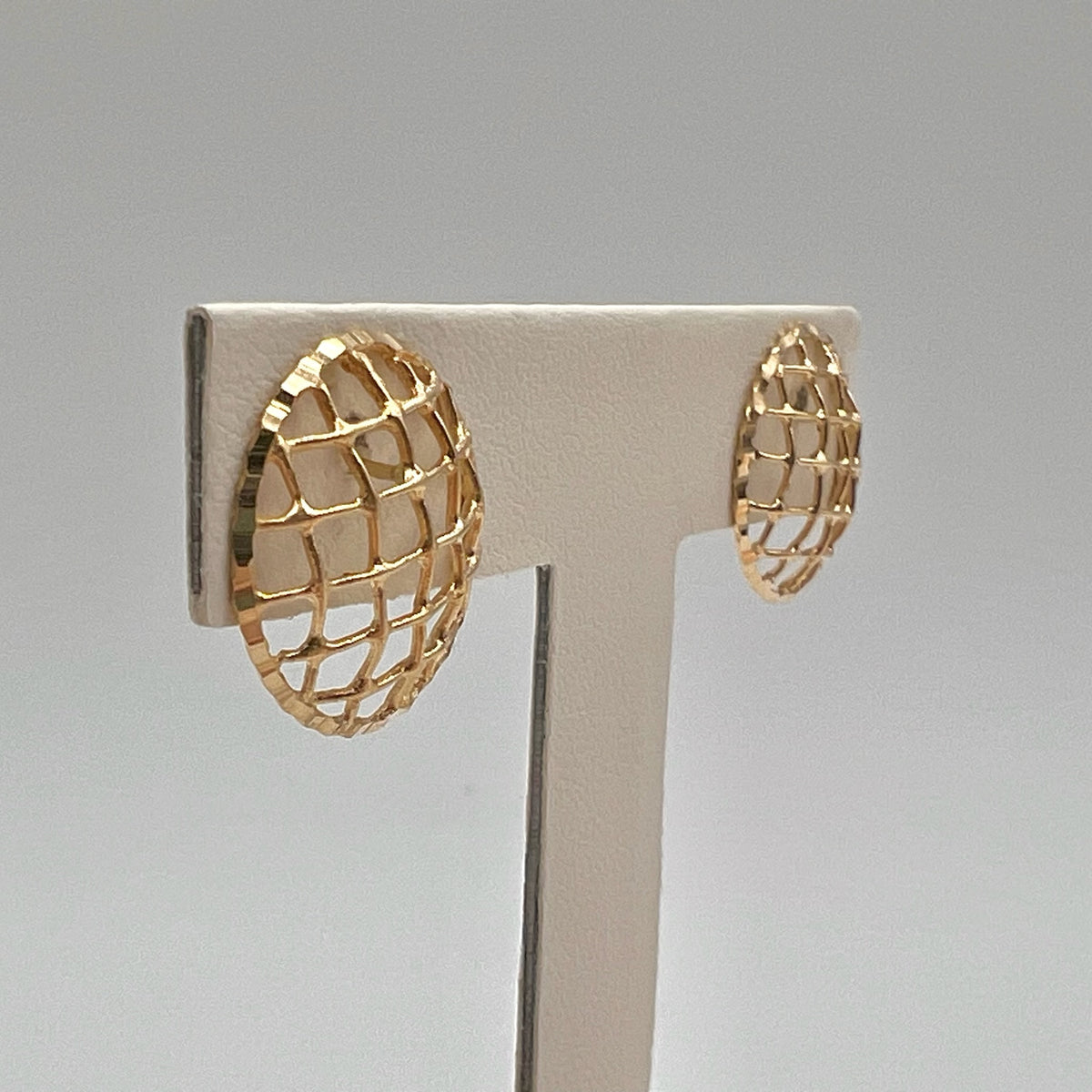 10K Solid Gold Large Circle Mesh Stud Earrings