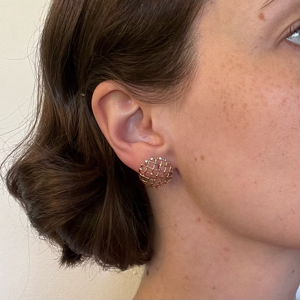 10K Solid Gold Large Circle Mesh Stud Earrings