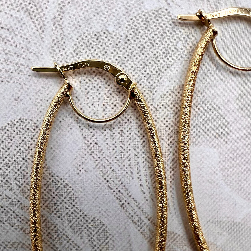 14K Frosted Gold Oval Hoop Earrings - 14K Italy