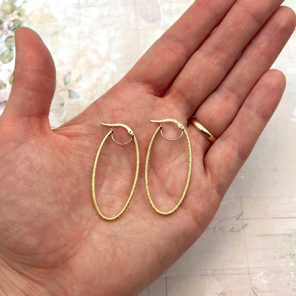 14K Frosted Gold Oval Hoop Earrings - 14K Italy