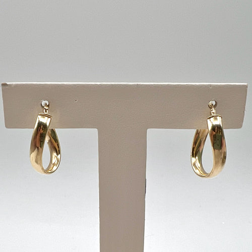 14K Gold Oval Twisted Hoop Earrings