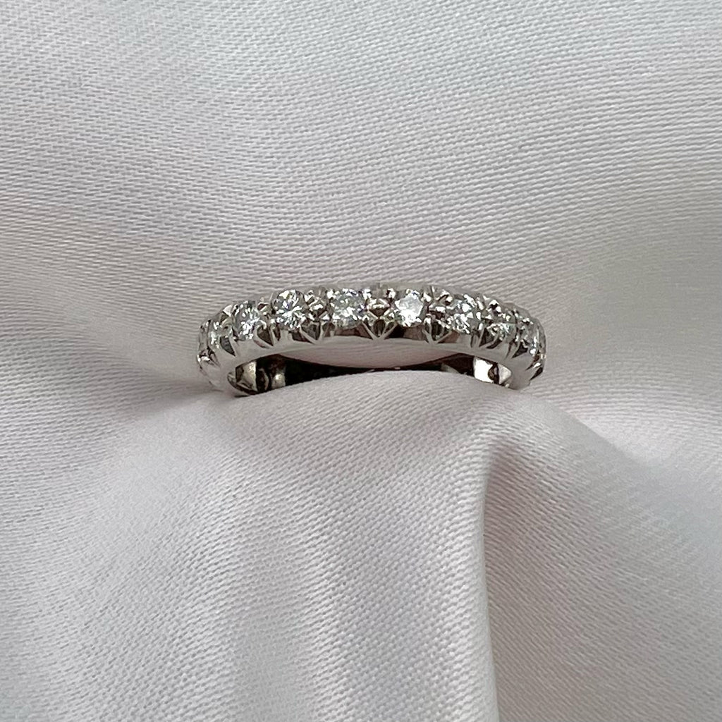 18K White Gold Diamond Full Eternity Ring - 0.8 cttw