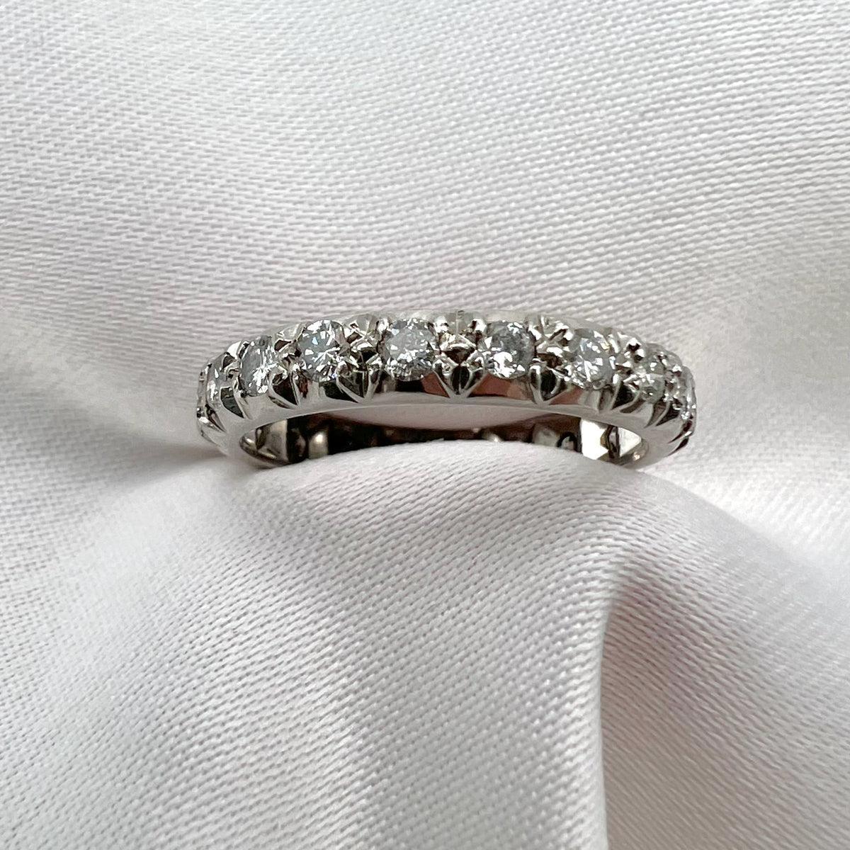 18K White Gold Diamond Full Eternity Ring - 0.8 cttw