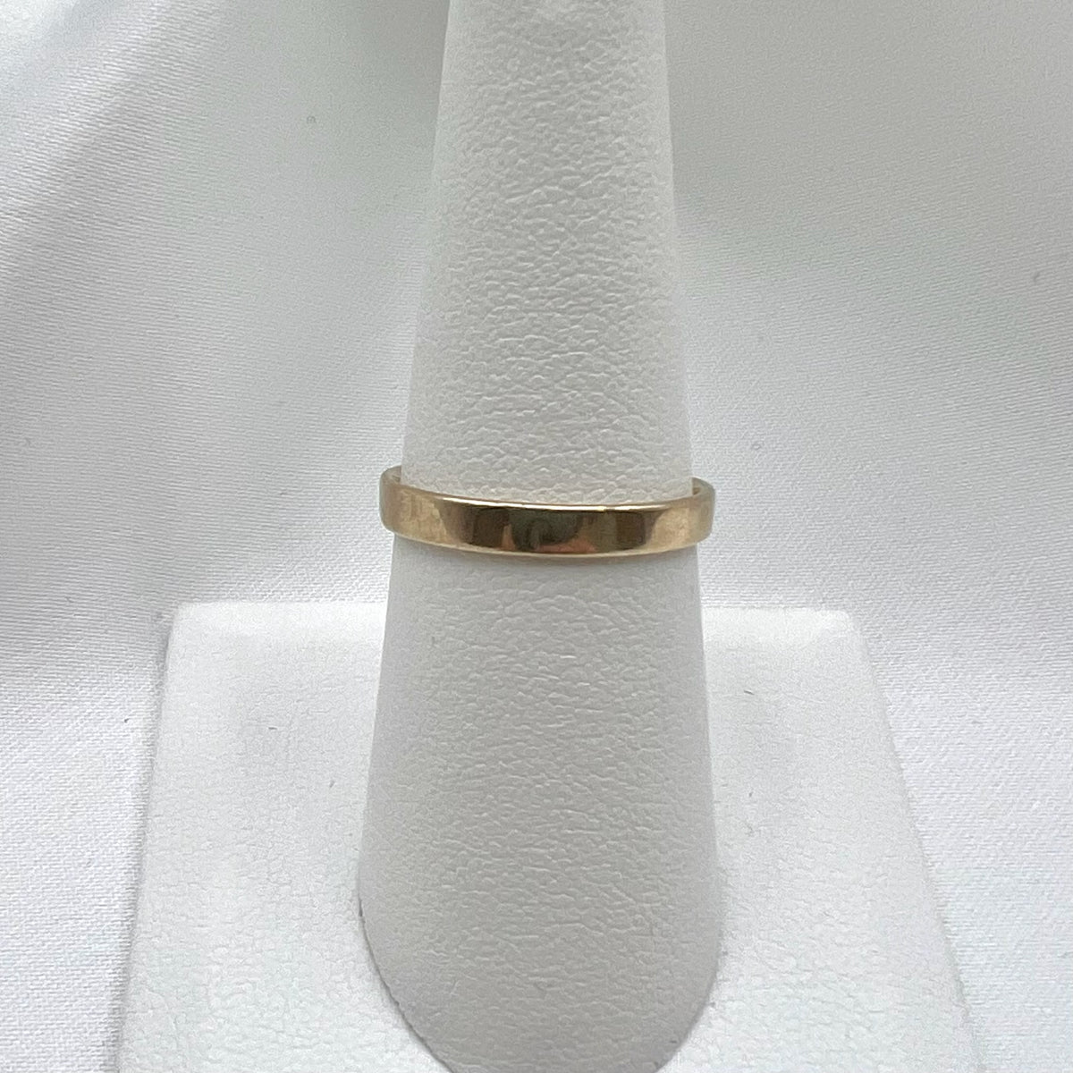 9K Gold Plain Band - UK Hallmarked, size 7.5, 3mm