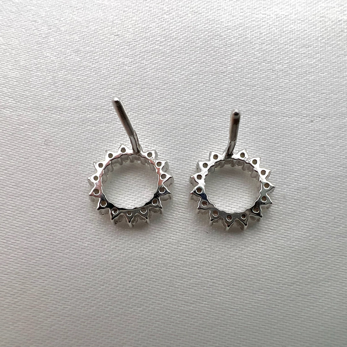 18K White Gold 0.6 cttw Diamond Open Circle Stud Earrings - Screw Back Posts, Natural Diamonds