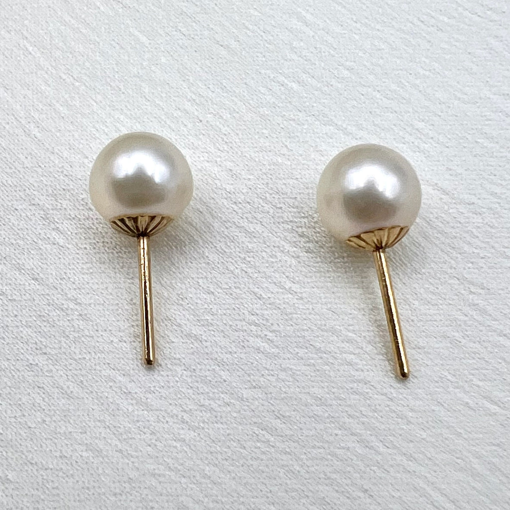 18K Yellow Gold Cultured Pearl Stud Earrings