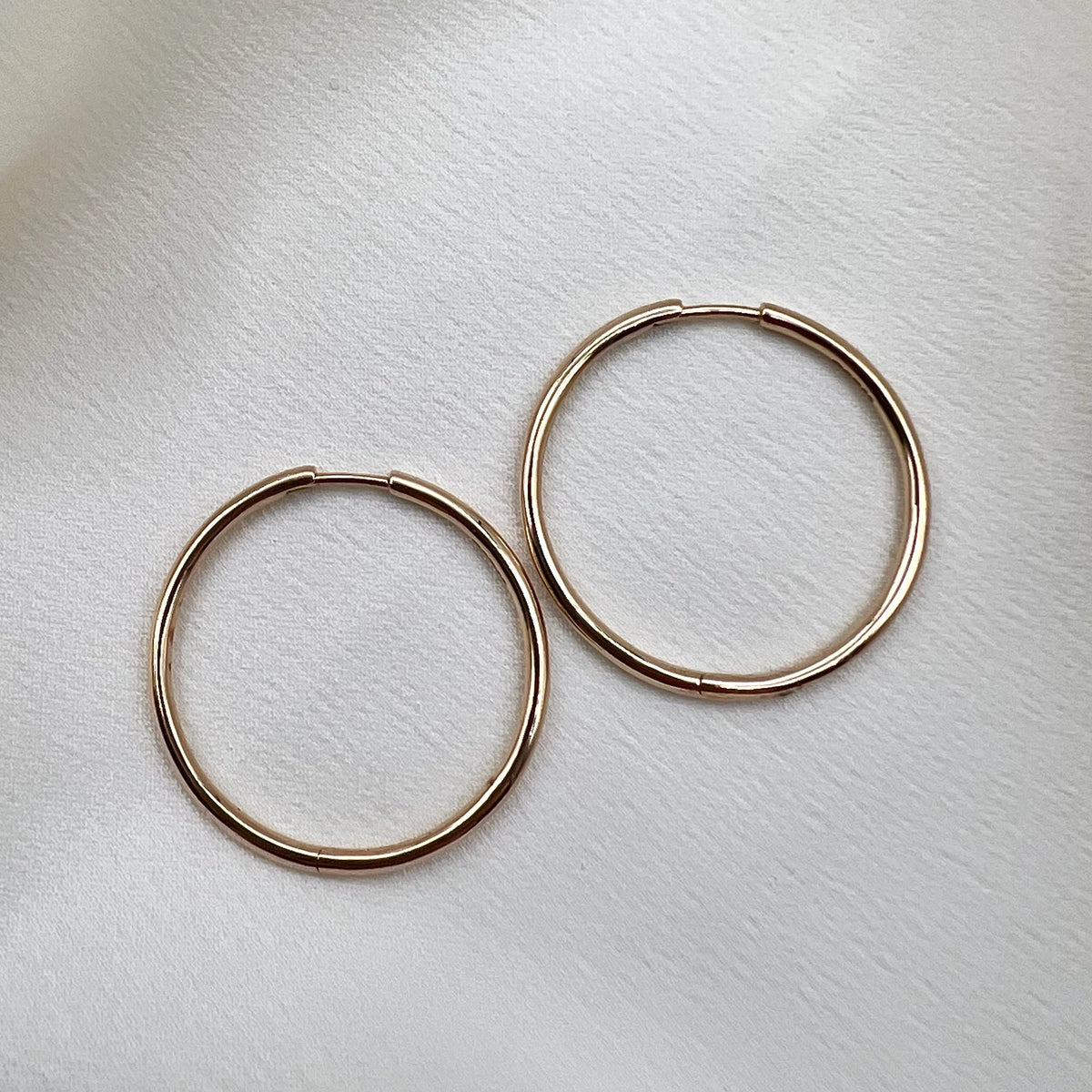 9 Karat Rose Gold Hinged Hoops - One Inch Hoop Earrings