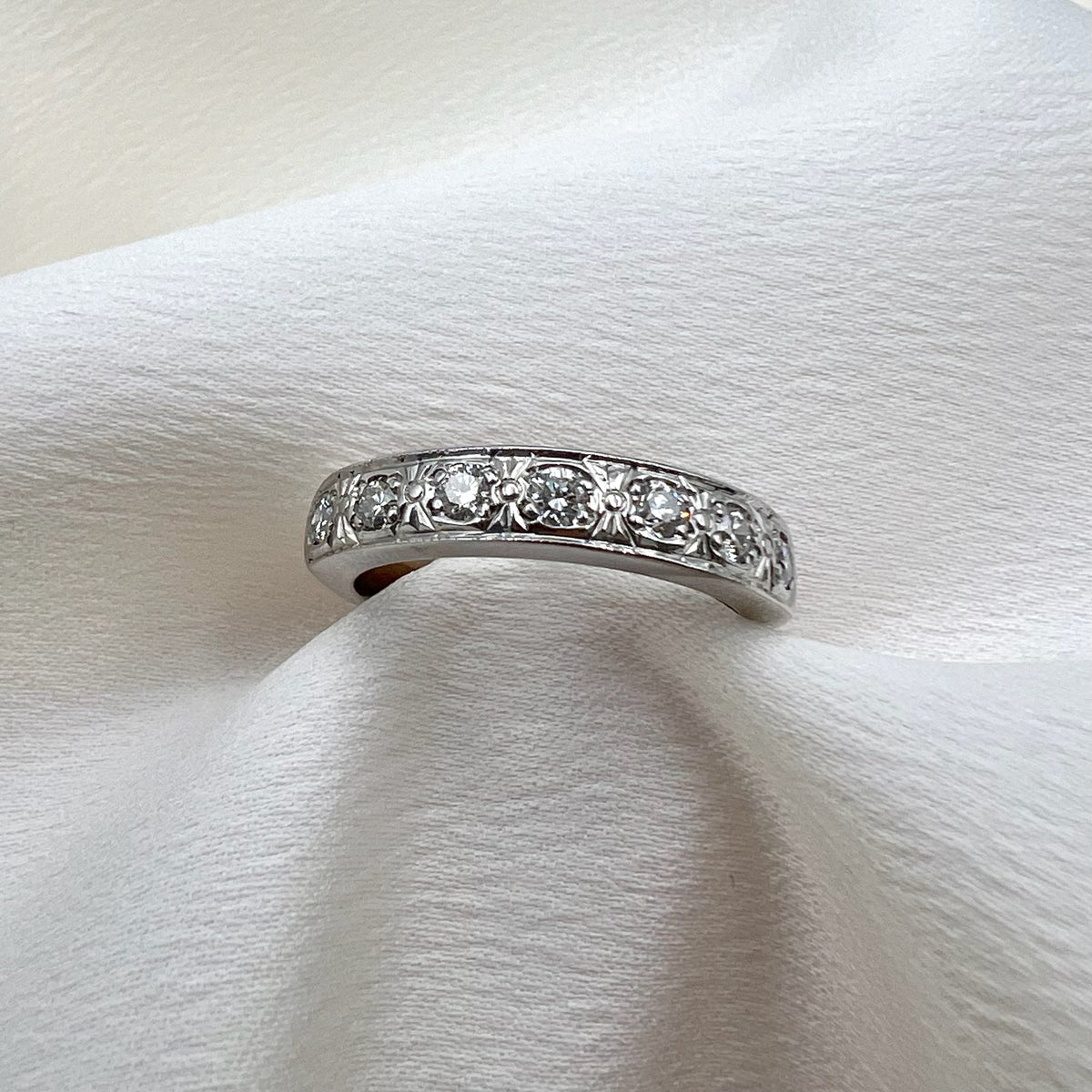 18K White Gold Diamond Band - 0.35 cttw Natural Diamond Size 6.5