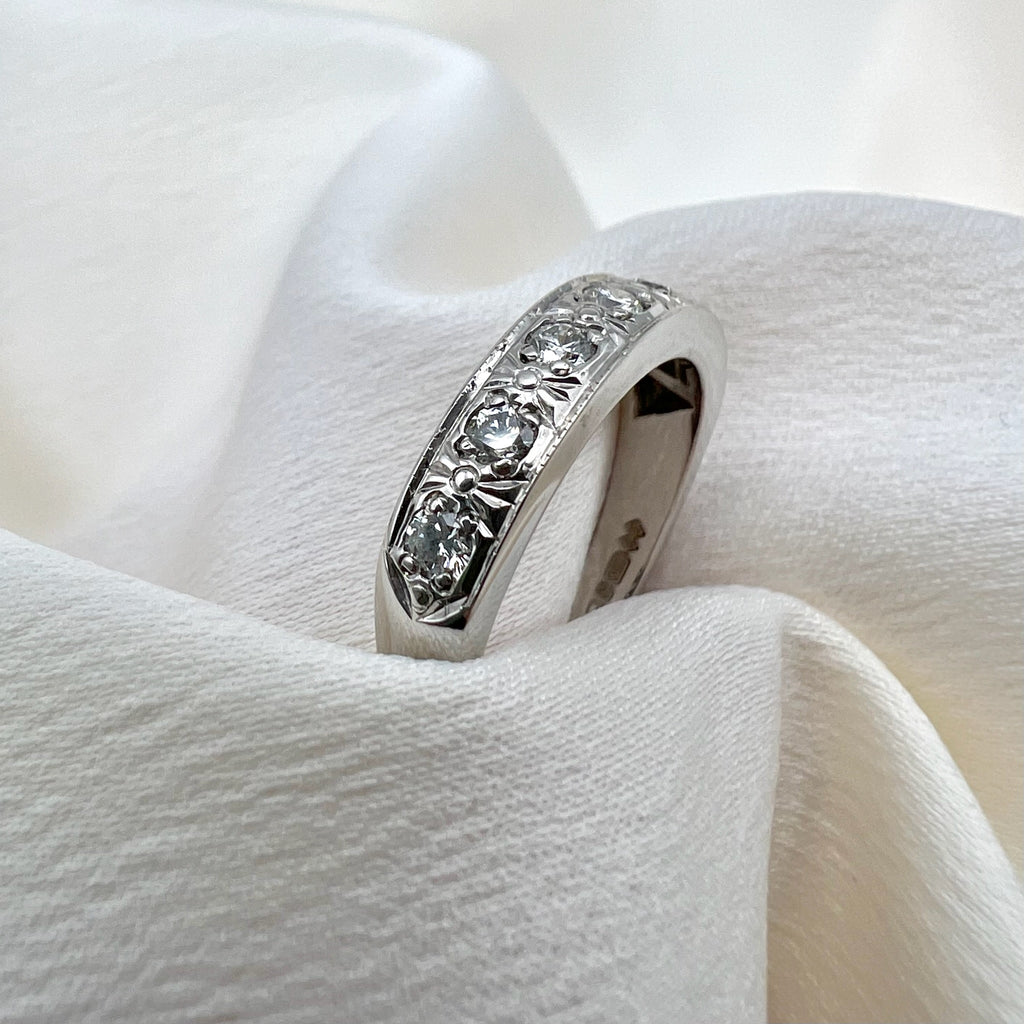 18K White Gold Diamond Band - 0.35 cttw Natural Diamond Size 6.5
