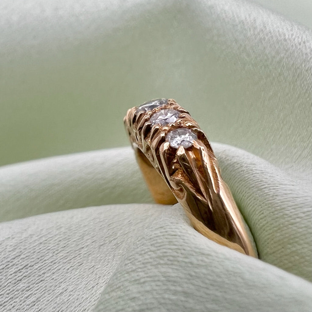 18K Diamond 5 Stone Ring - Scrollwork Graduated Setting